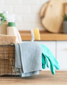 spring-cleaning-checklist-lead-getty-0323-2000-f41cb717819a4e858fb5188434f34f13